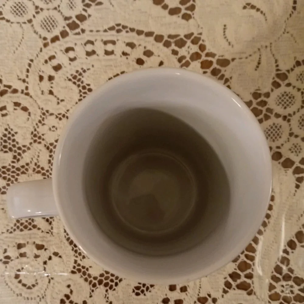 Starbucks 2012 holiday mug. - Picture 4 of 6